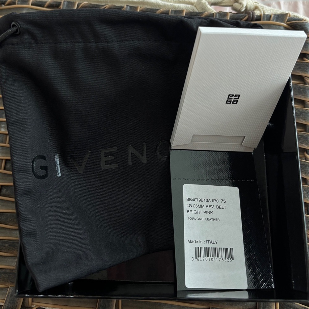NWT • Givenchy • Reversible 4G Leather Belt • Bright Pink 75 (30'') -Authentic - Picture 9 of 9